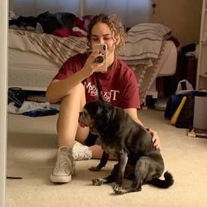 Meet your Posher, Hannah